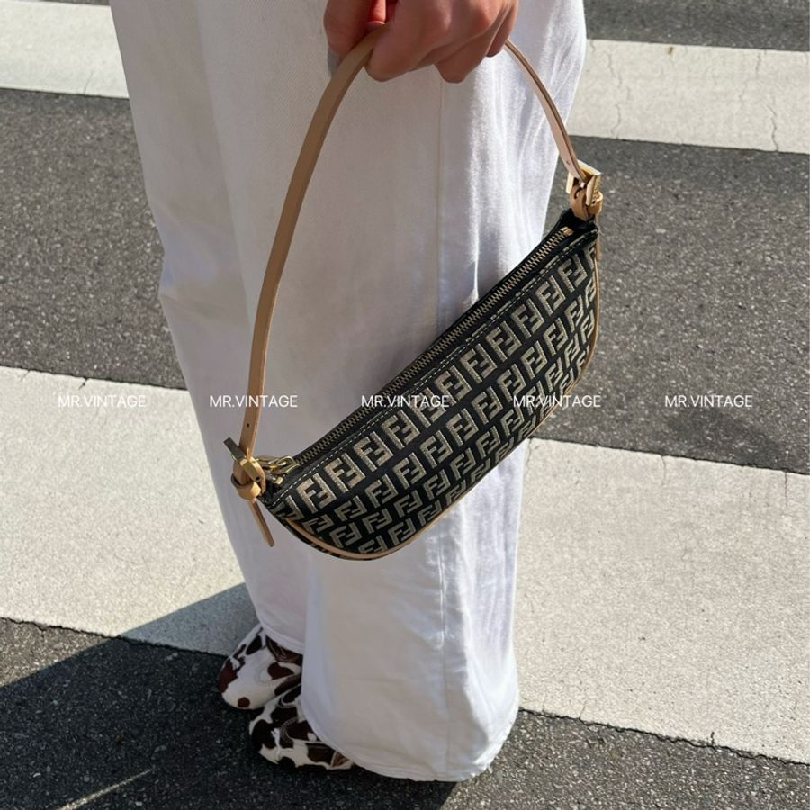🏷️ Fendi 帆船包-1