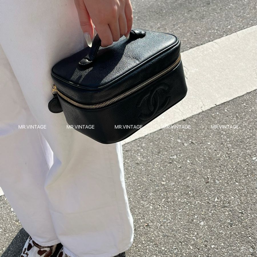 🏷️ Chanel 化妝盒包-1