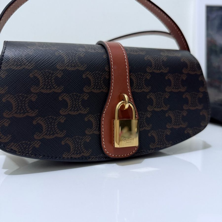 Celine CLUTCH ON STRAP TABOU-3