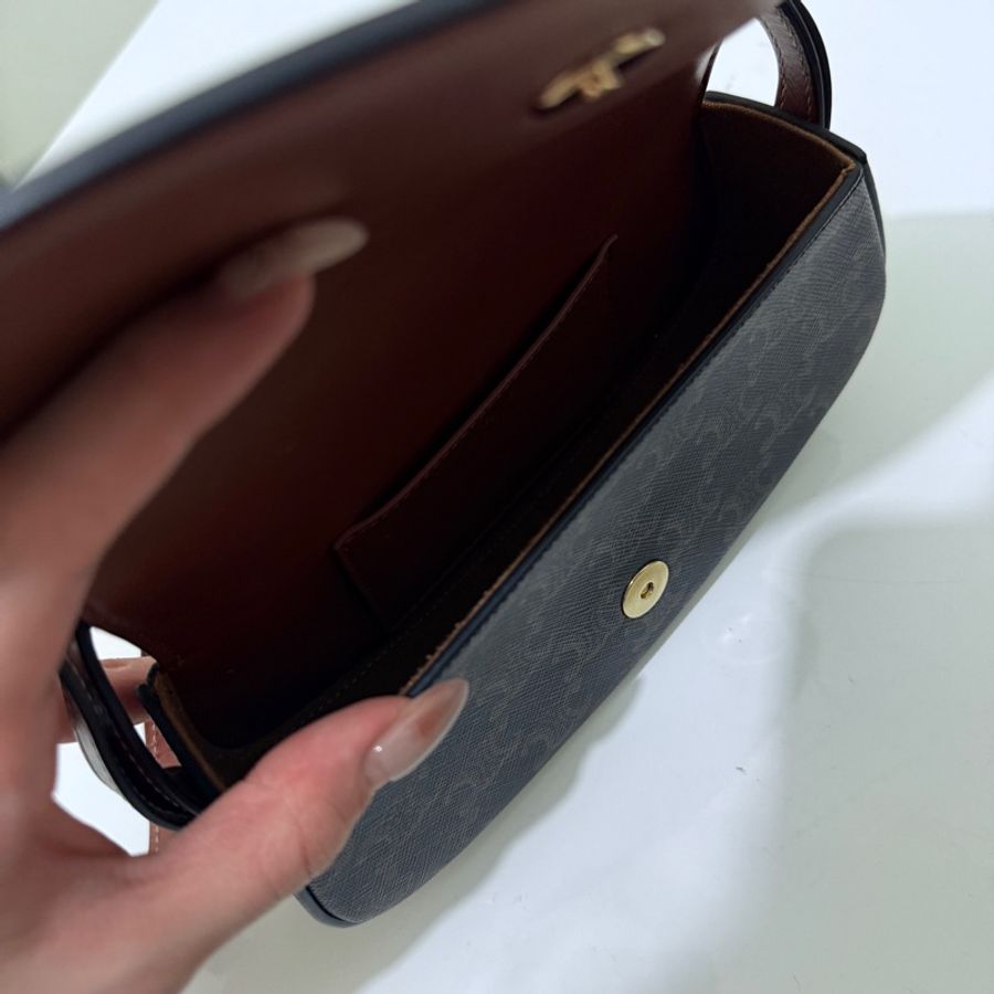 Celine CLUTCH ON STRAP TABOU-11