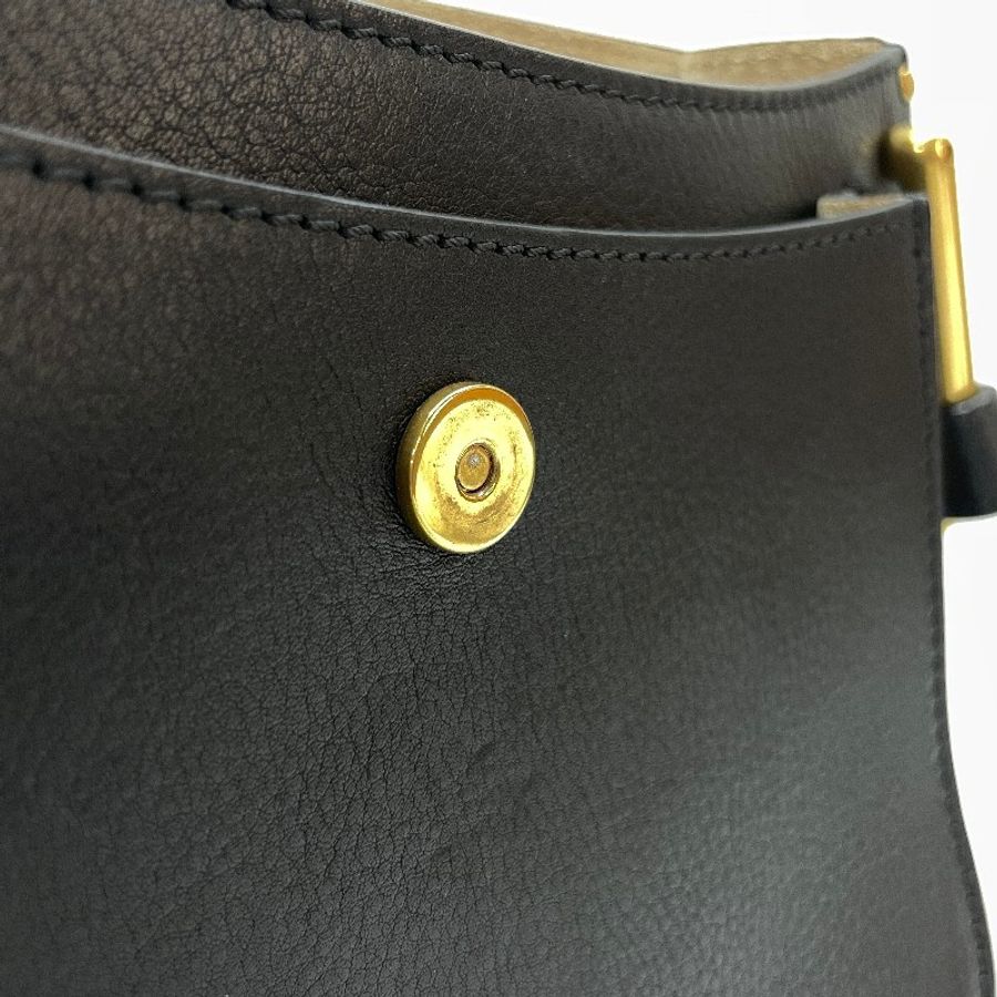 Chloe 黑牛皮霧金釦前流蘇下蓋斜背馬鞍包-20