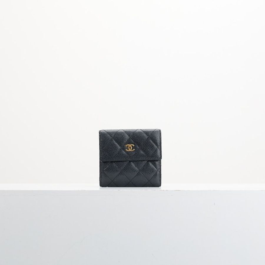 二手Chanel 兩折短夾/黑金牛-0