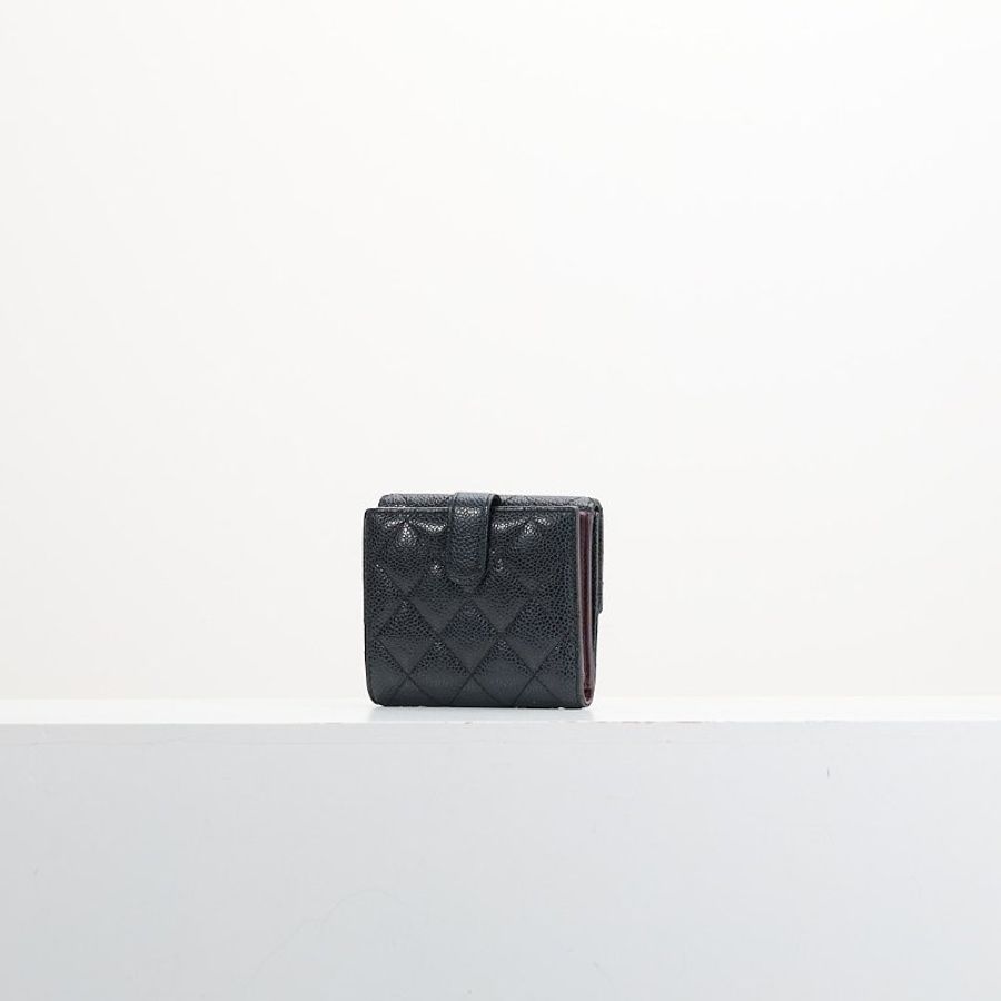 二手Chanel 兩折短夾/黑金牛-2