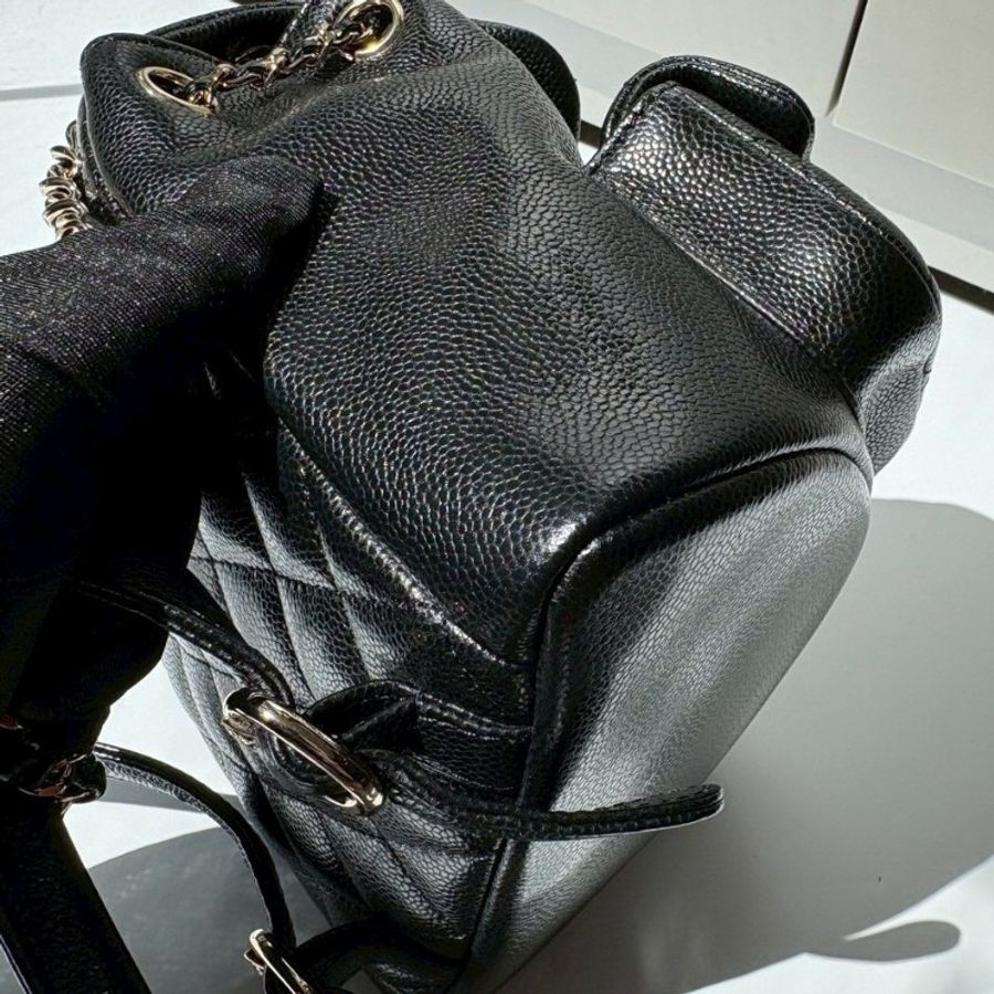Chanel 淡金鍊黑荔枝皮小號後背包 Duma-13