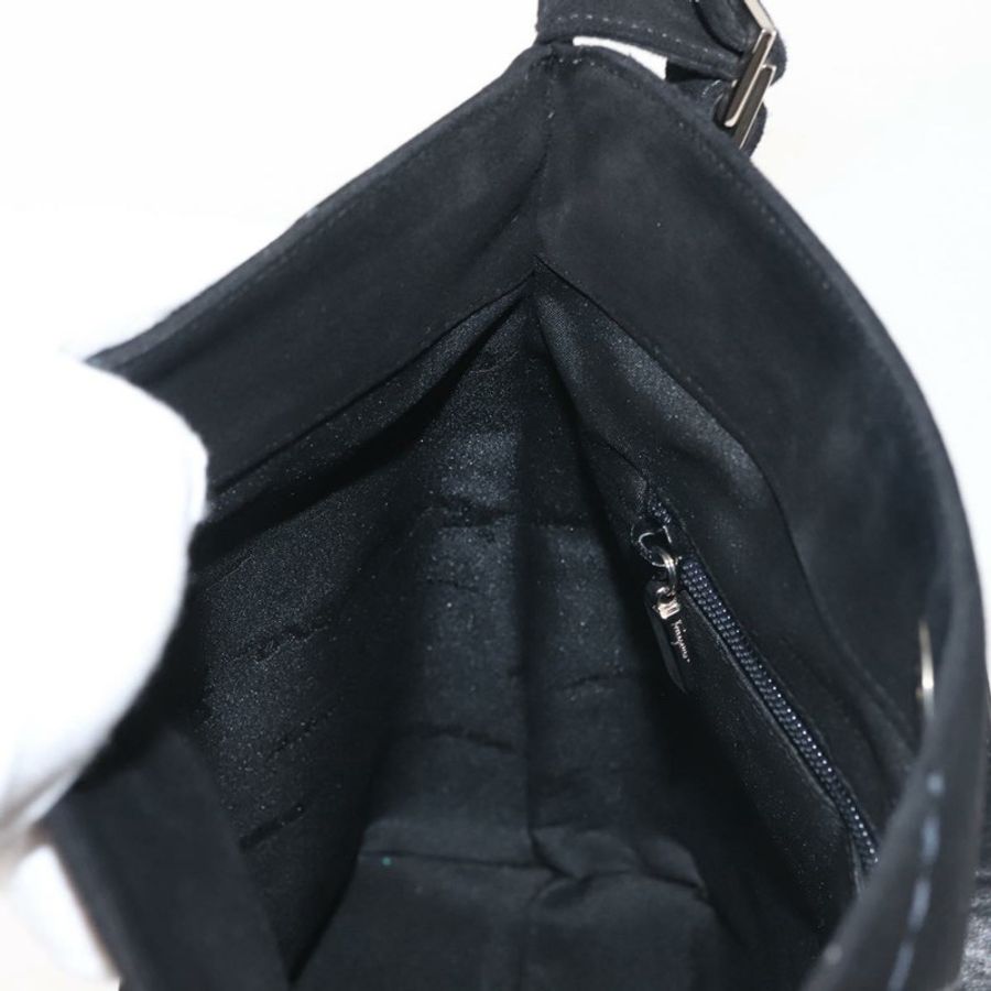 【日本直送】Salvatore Ferragamo 灰色銀色麂皮單肩包 正品 BA6020-17