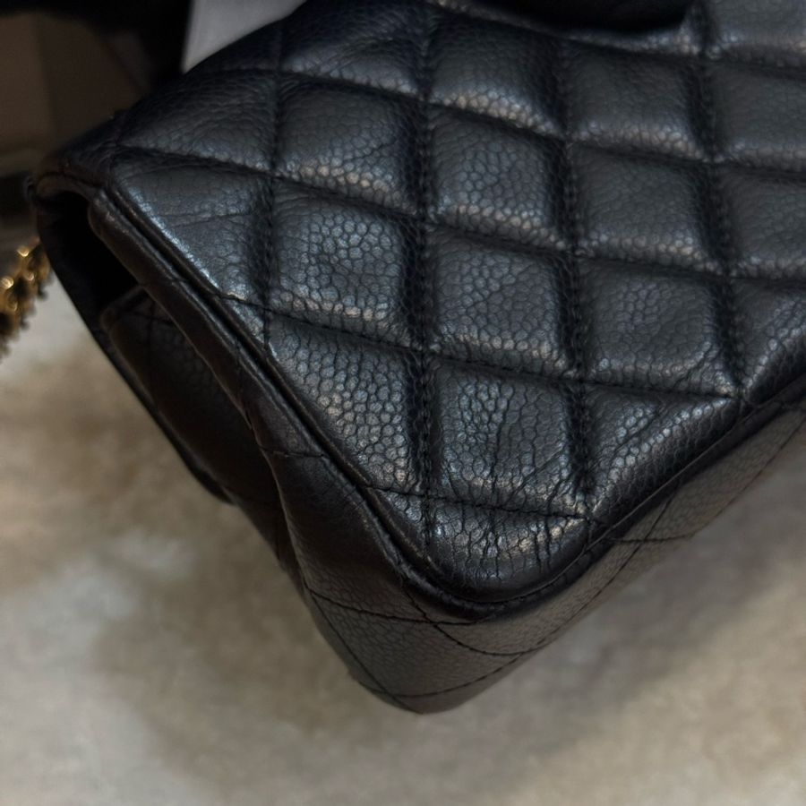 (稀有釋出)Chanel coco17 extra mini 黑金荔枝皮-6