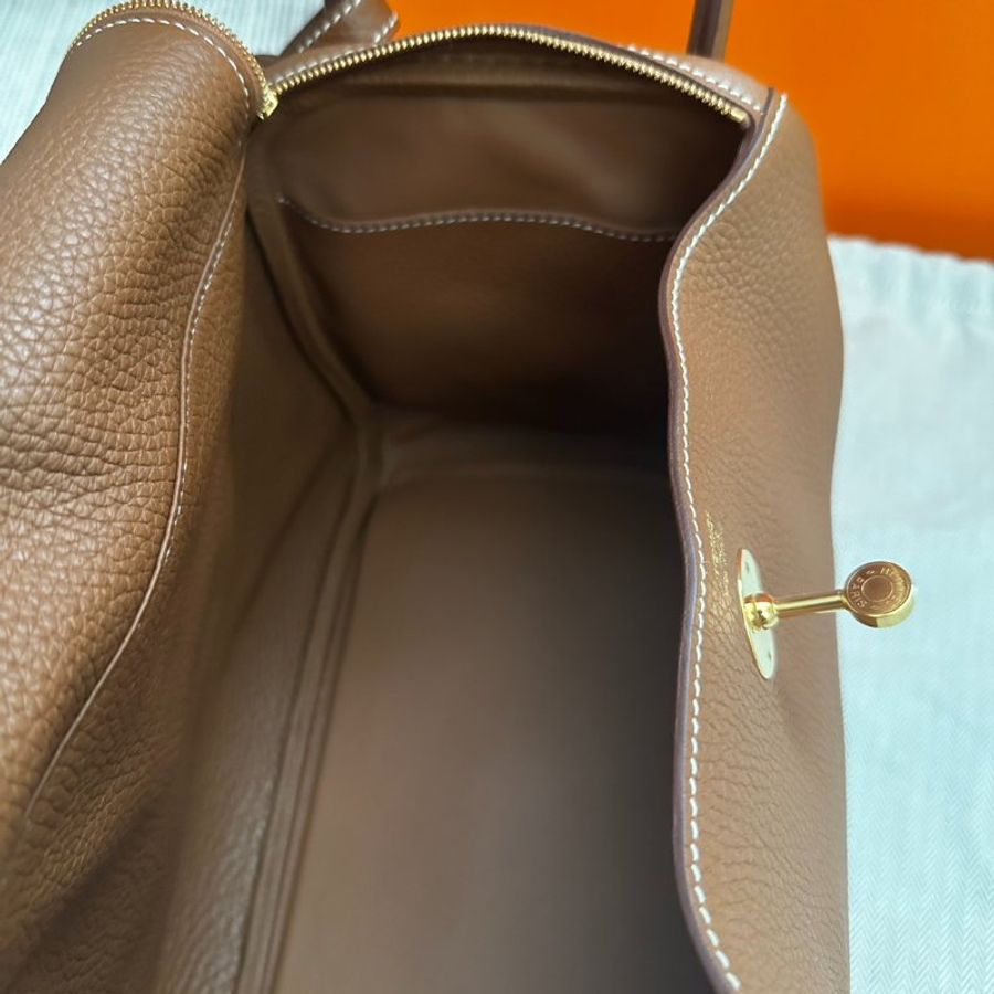 愛馬仕 Hermes Lindy 26 Taurillon Clemence皮 Gold 金棕金扣-16