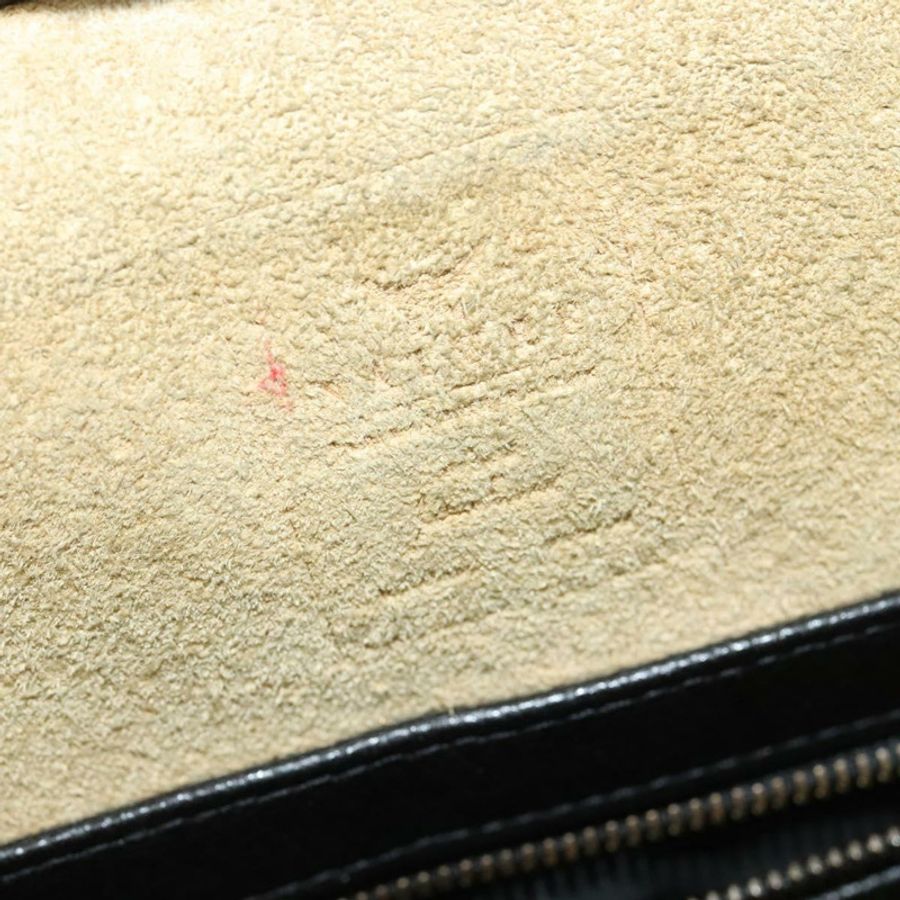 【日本直送】MCM鉚釘肩背包 皮革 黑色 金色 正品 141865-16