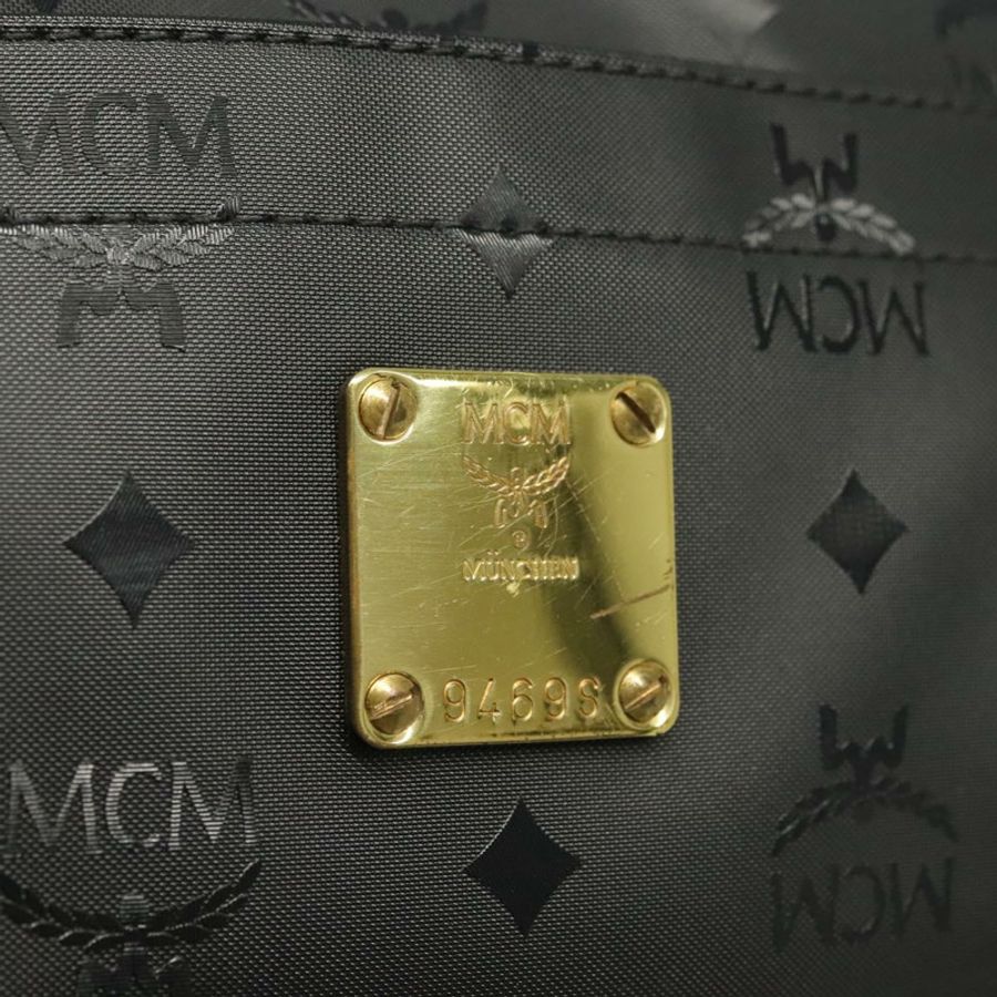 【日本直送】MCM Vicetos Logoogram 肩背包 PVC 皮革 黑色 金色 正品 141816-11