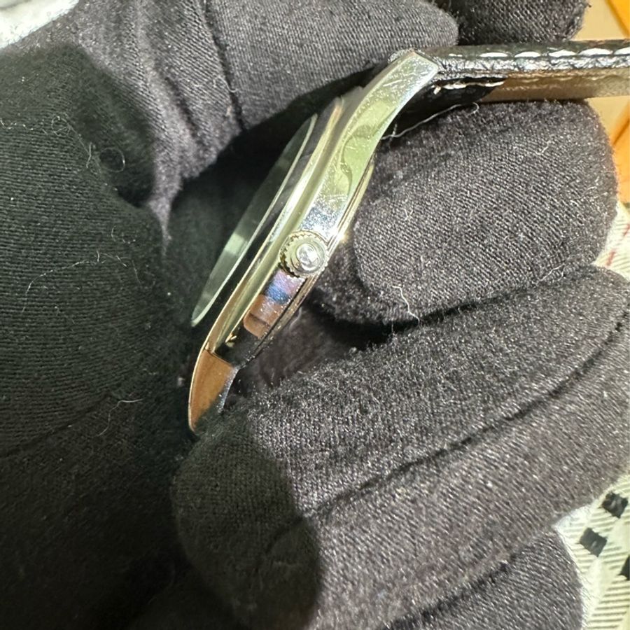 出清優惠 GUCCI 男仕簡約設計石英錶-13