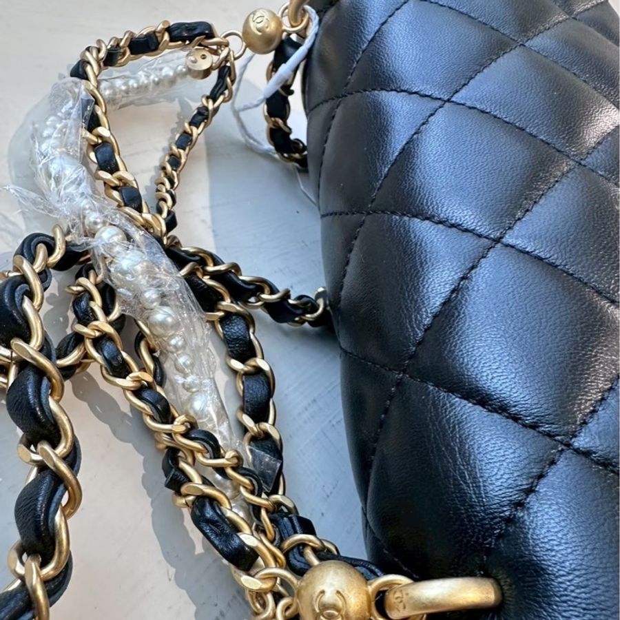 CHANEL 黑色珍珠鍊條CF 芯片款-8
