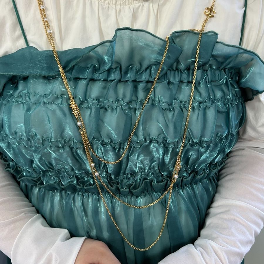 新款限量🇯🇵2025購證 Chanel 小花鑲鑽金色多功能長鏈條🌹-10