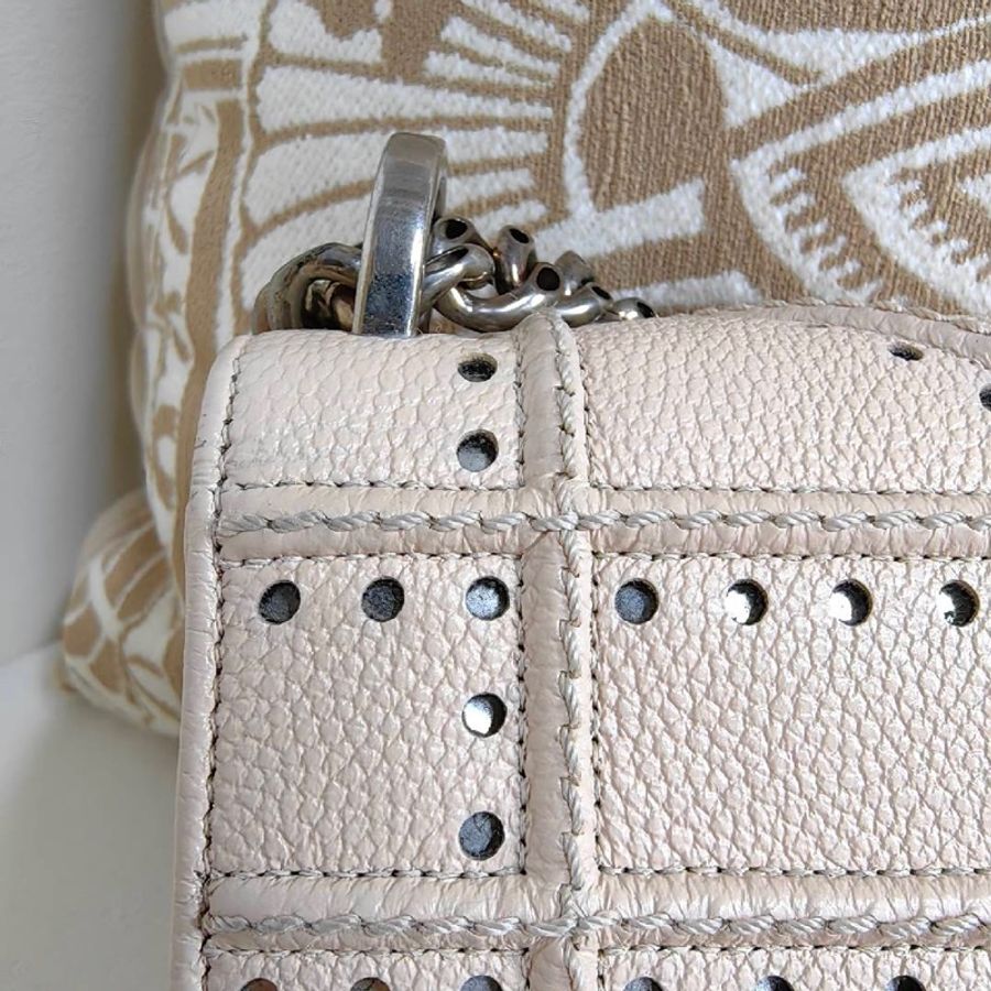 Dior 迪奥rama系列粉色圓扣盾牌包-6