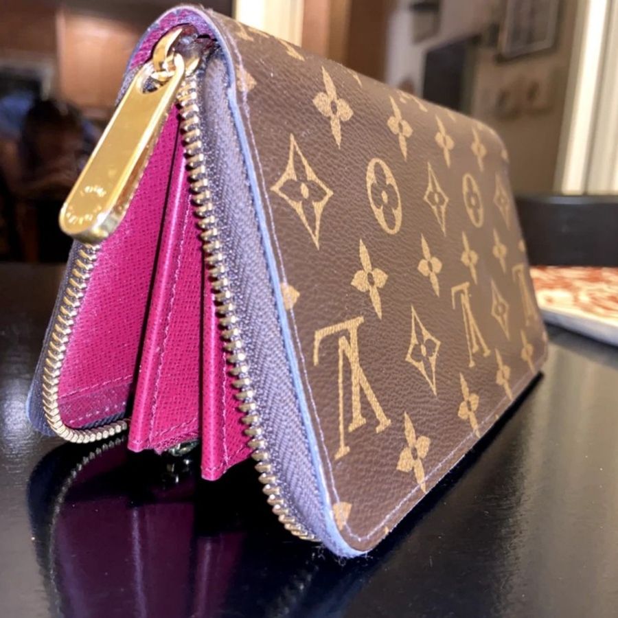 全新 LV 拉鍊錢包 內襯紫紅色 M41895-0