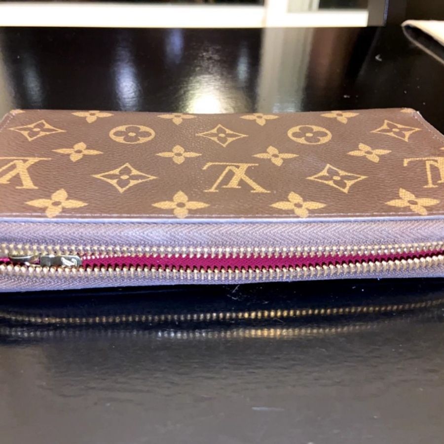 全新 LV 拉鍊錢包 內襯紫紅色 M41895-1