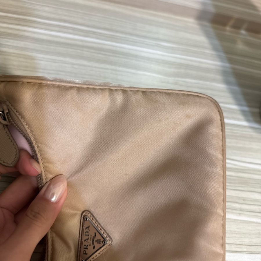 Prada re-edition 2000奶茶色hobo 手提包👜-12