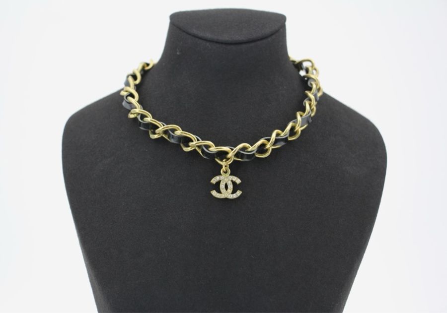 Chanel Vintage 95P 水鑽鍍金黑色光面皮穿鏈Choker-0