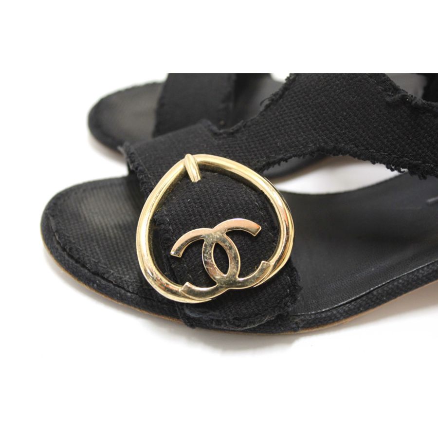 Chanel Black Interlocking CC Logo Canvas Slingback Sandals size 37-9
