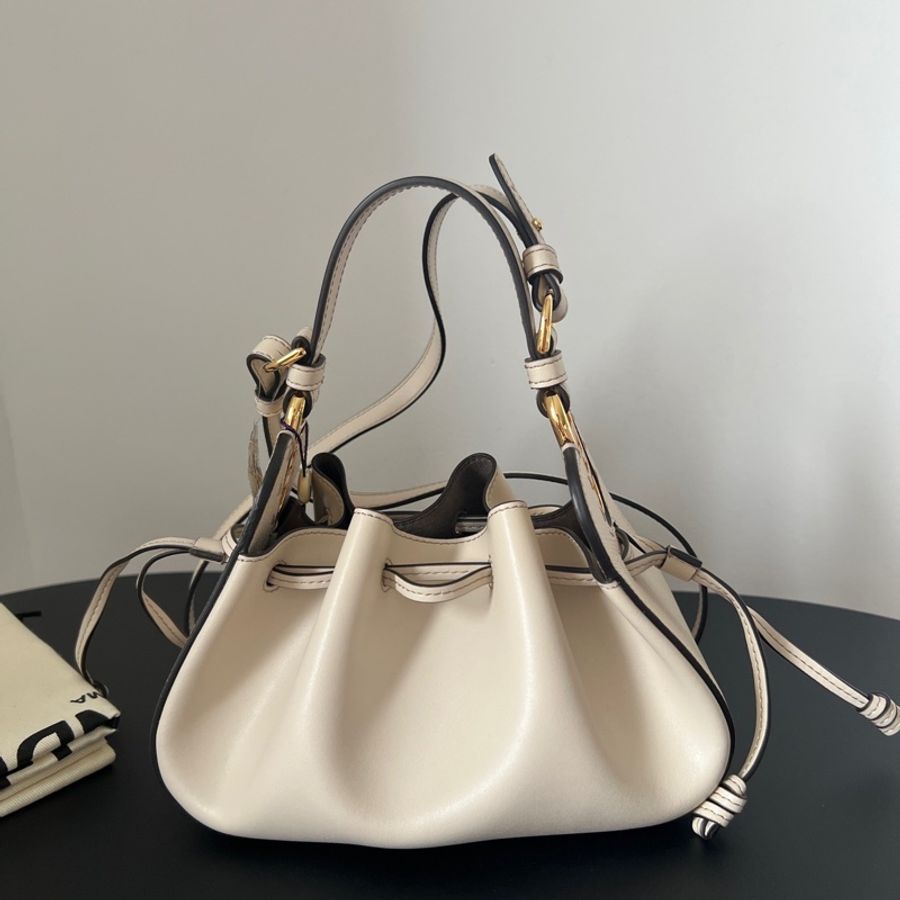 Fendi 芬迪 奶昔白燒賣包 手提斜背均🉑-2