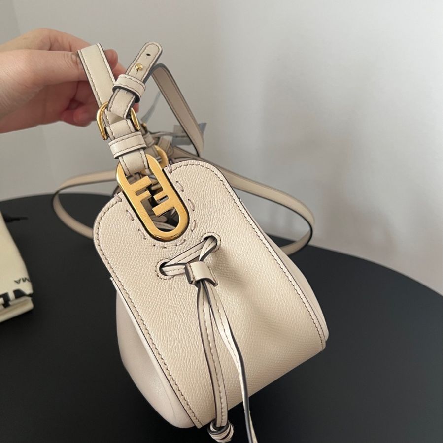 Fendi 芬迪 奶昔白燒賣包 手提斜背均🉑-5