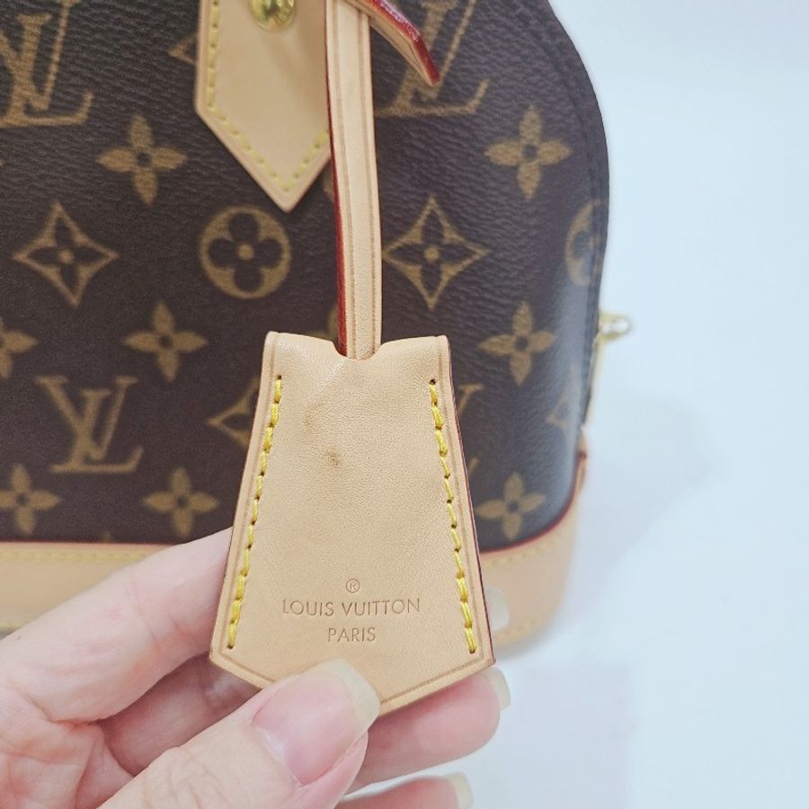 lv 原花金釦Alma BB 手袋斜背包-6