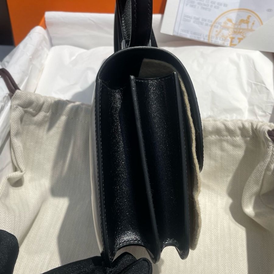 閑置未使用Hermes 康康mini 19 box皮-13