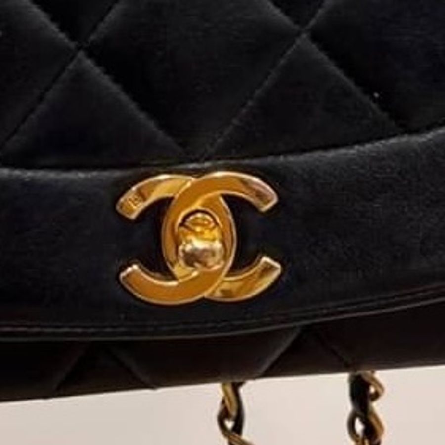 Chanel 香奈兒 Dianna Bag 25 黛妃包 戴妃包 羊皮 黑金 老香 vintage 斜背包 肩背包 側背包 手提-33
