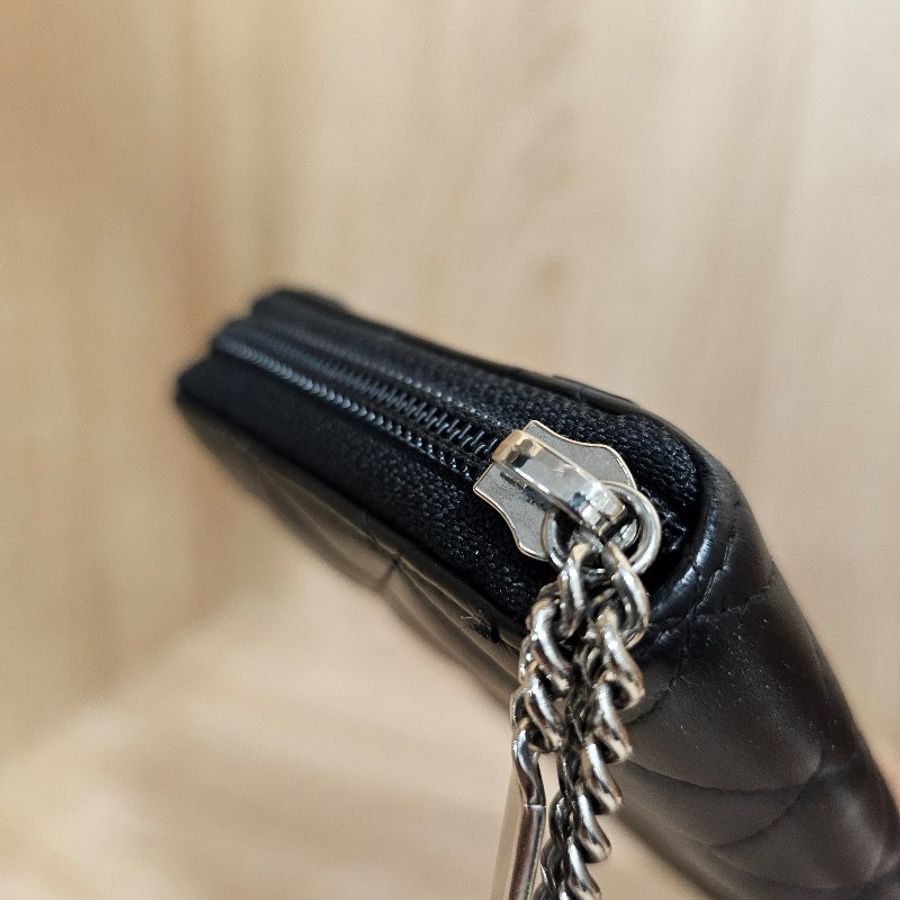 [絕版品好物件😊] Chanel 黑牛皮菱格康朋銀釦拉鏈長夾-6