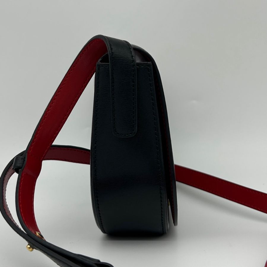 「JL精品代購」 Ferragamo 2021年新款黑金單肩斜挎馬鞍包-6