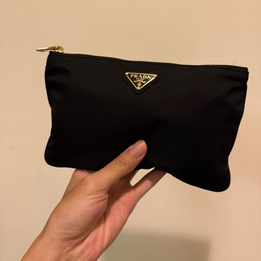 PRADA 原價兩萬多的眼罩 含收納袋-2