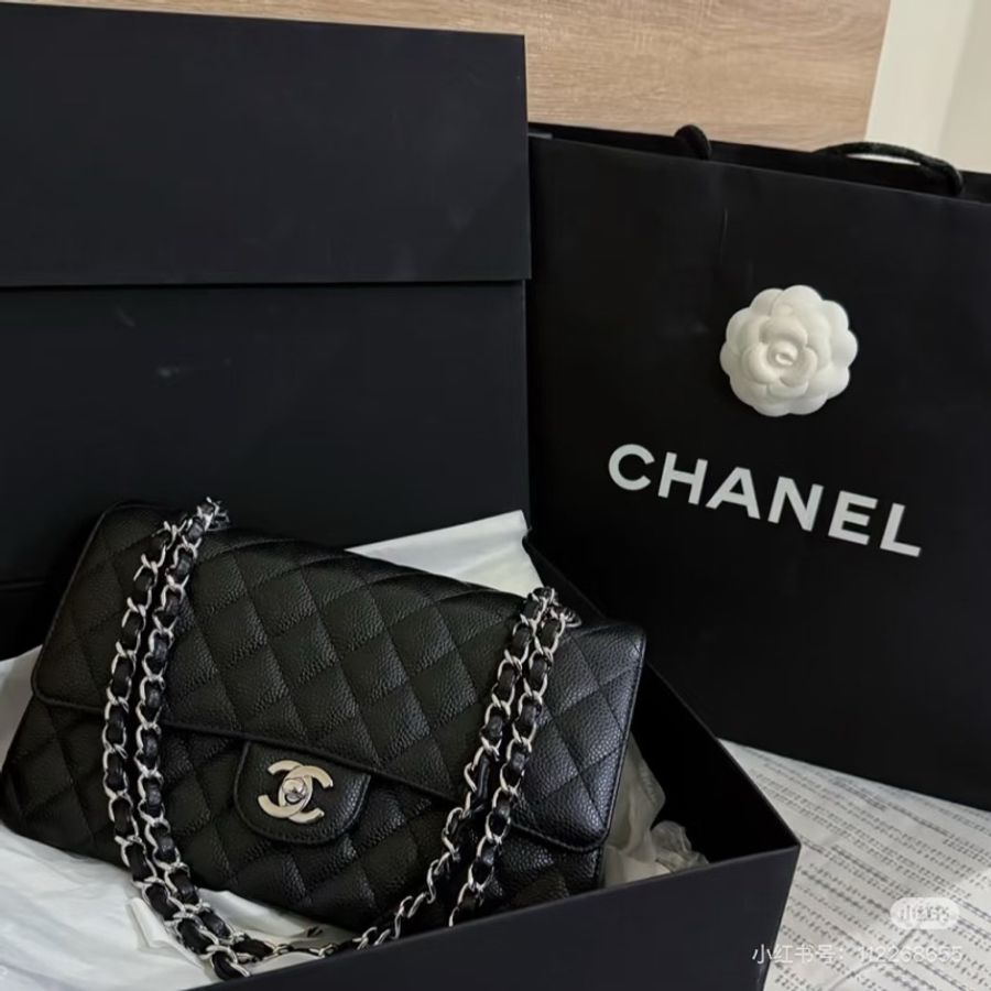 小香🇫🇷 CHANEL coco系列 ✨全新未使用-荔枝皮黑銀扣25cm✨-5
