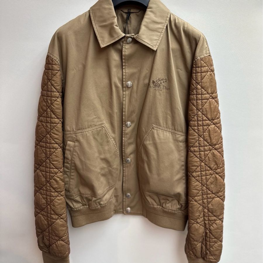 Dior 男款棒球外套 Size: 48-0