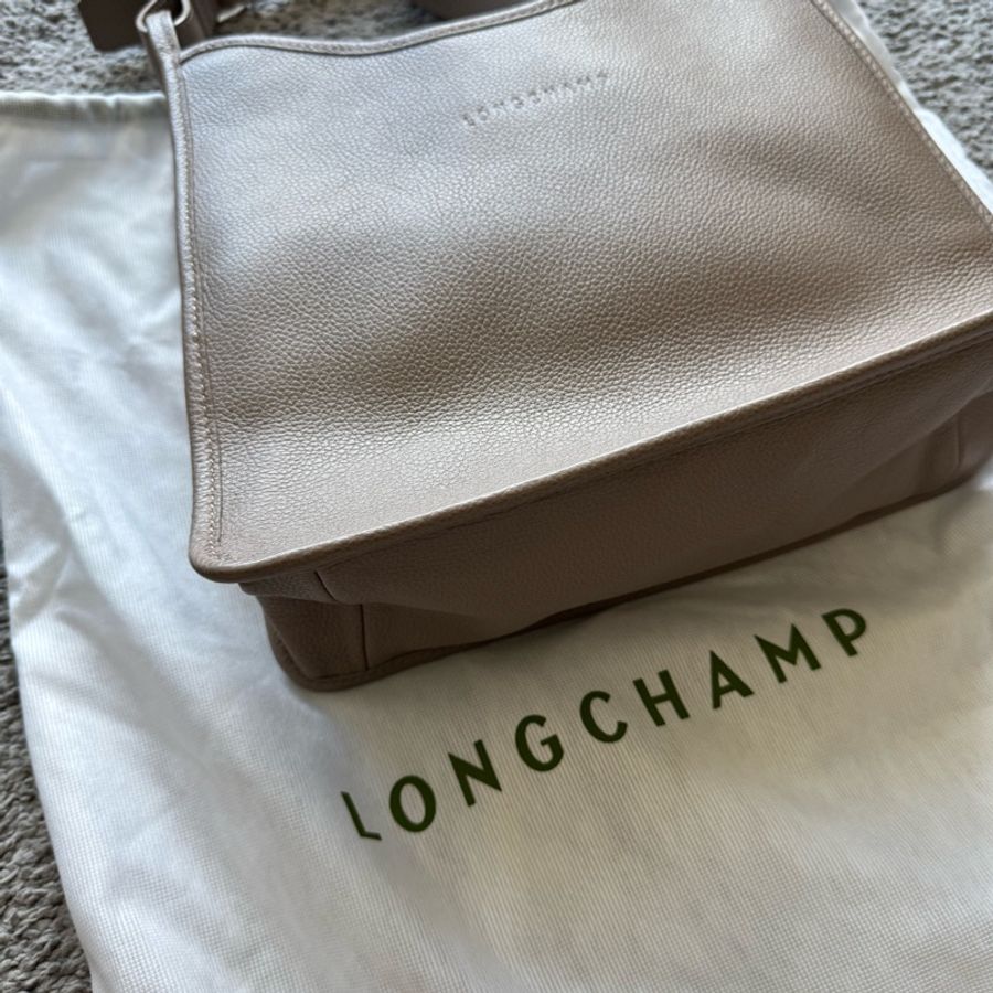 LONGCHAMP LE FOULONNÉ系列牛皮單肩包(灰)-19