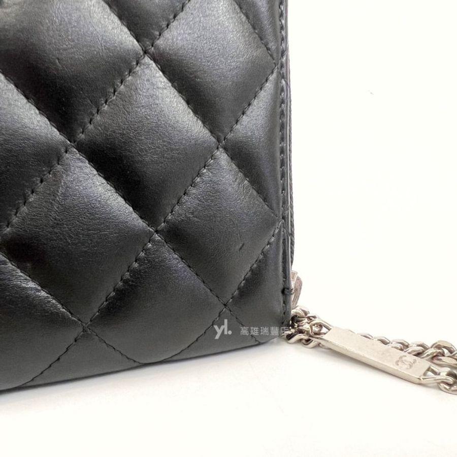 ❣Chanel 黑菱格牛皮康朋銀釦內螢光粉8卡ㄇ拉長夾-9