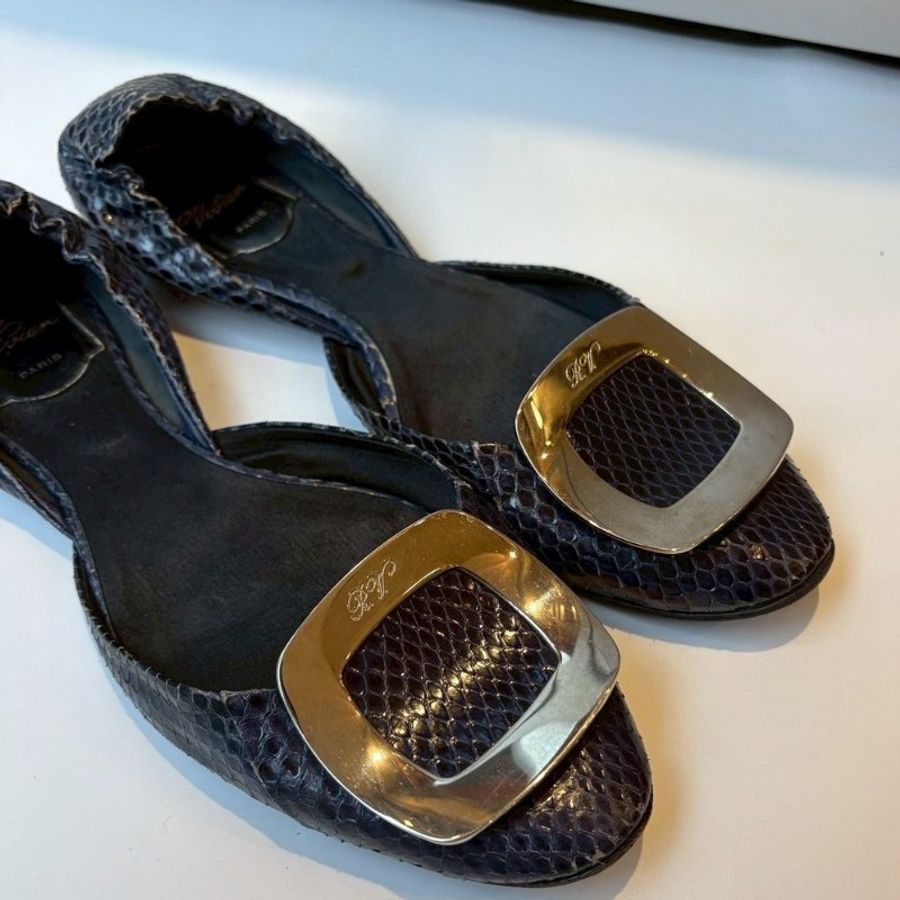 Roger Vivier 銀釦藍色蛇紋平底鞋-2