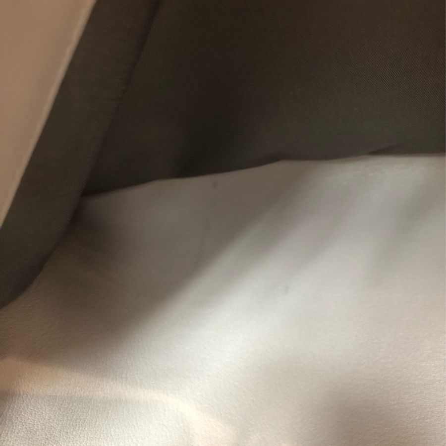 Dior 灰色貝殼型手袋 XB735-19