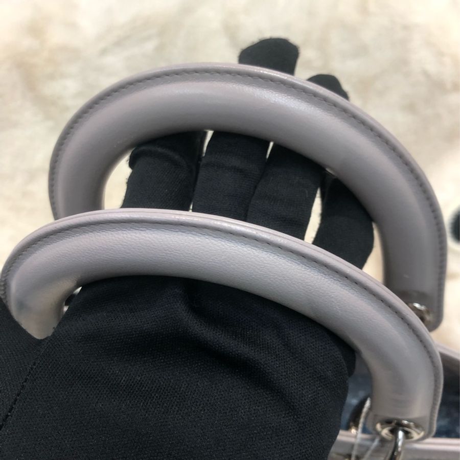 Dior 灰色貝殼型手袋 XB735-13