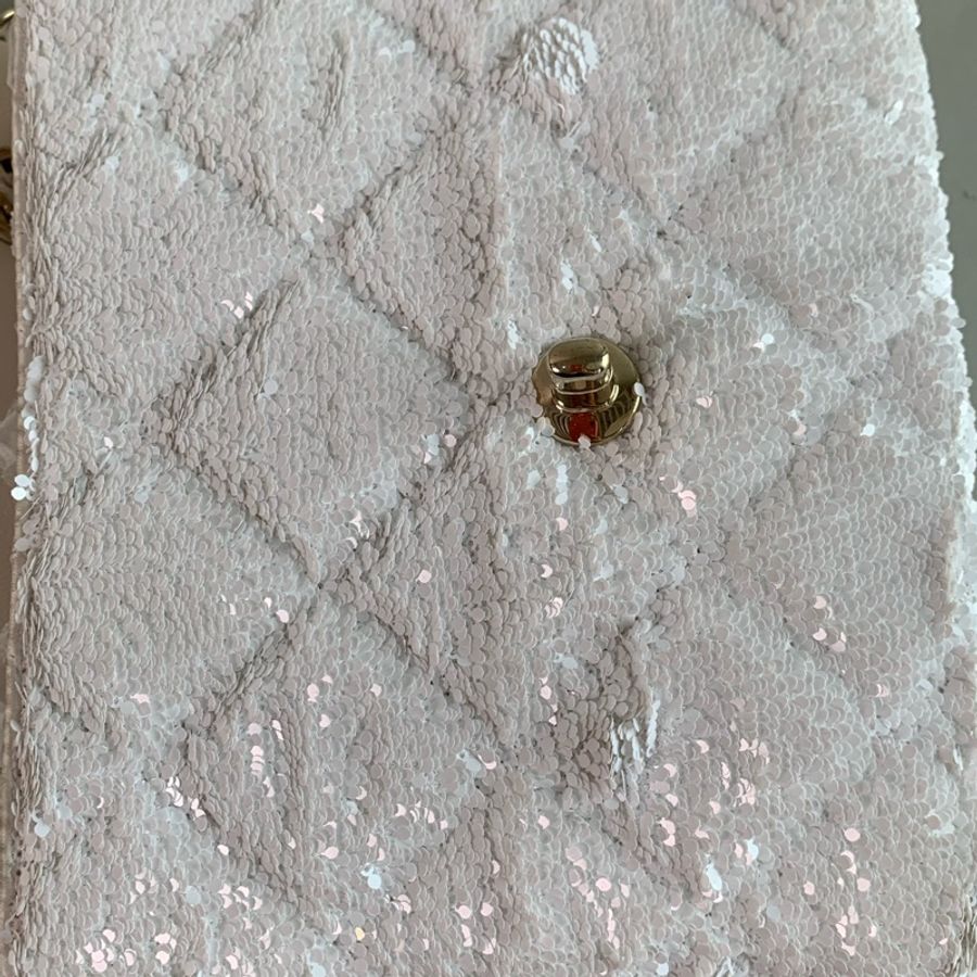 Chanel 香奈兒25B 亮片金扣白色後背包-14