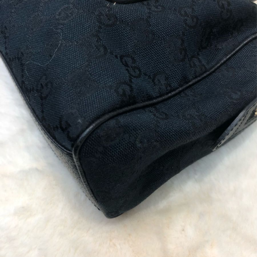 Gucci 黑色布面手提包 XB746-8