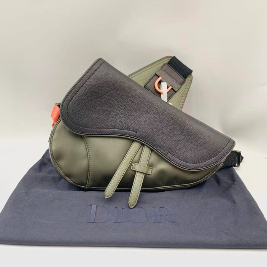 Dior 馬鞍袋 Dior X Sacai 聯名合作限定系列-0