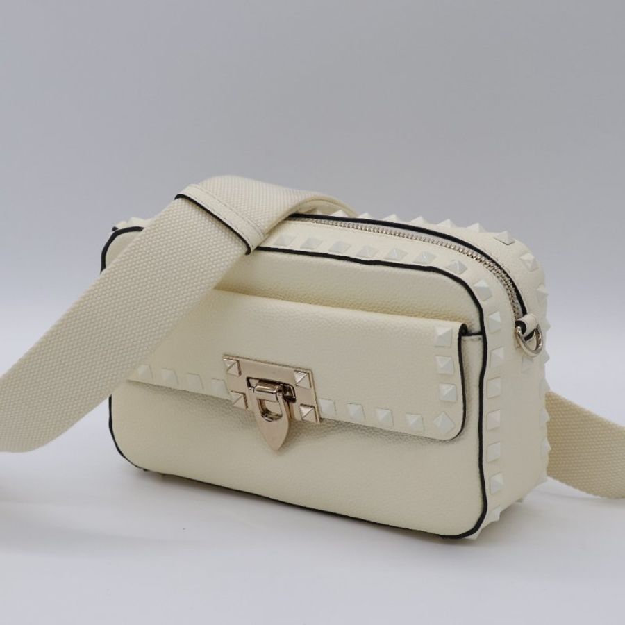 【閒置品♥️】Valentino 奶油白色牛皮 白色鉚釘 相機包 斜背包-1