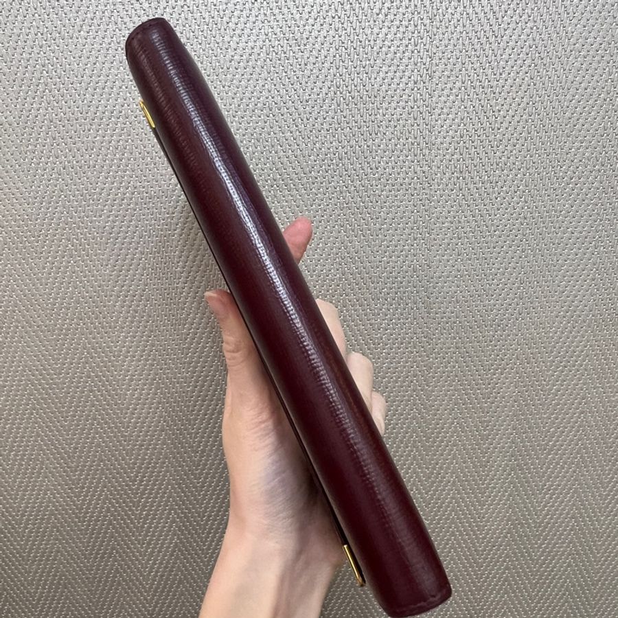 Cartier 酒紅牛皮金釦三折長夾-5