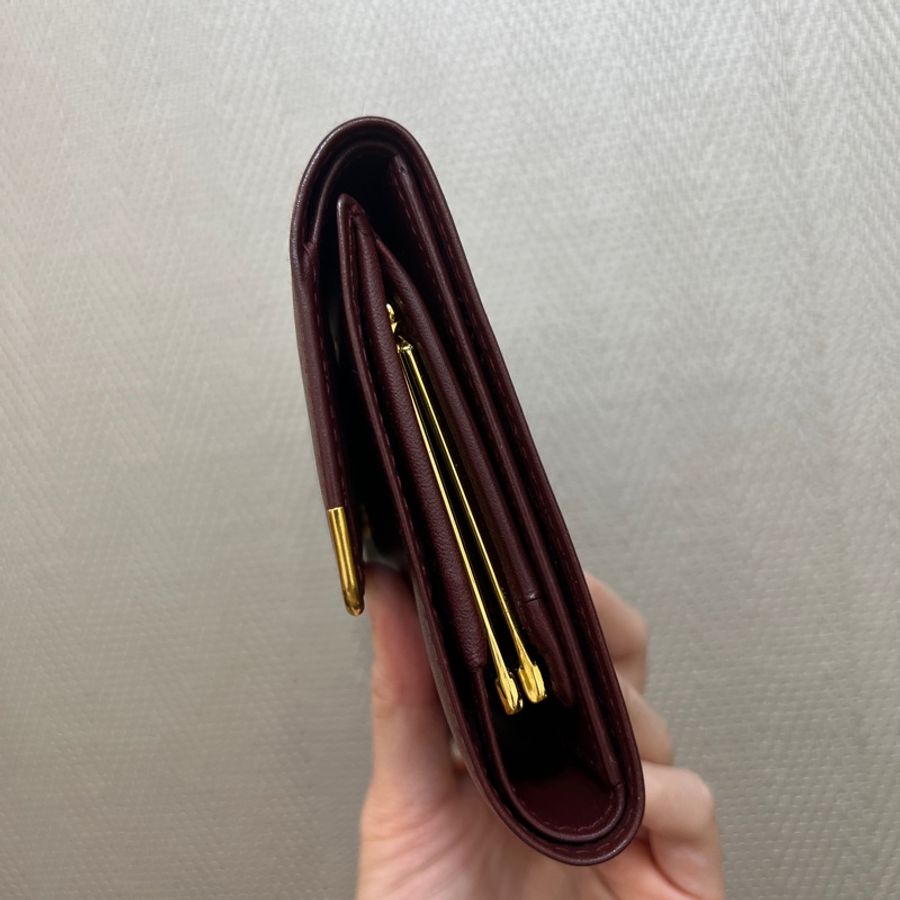 Cartier 酒紅牛皮金釦5卡三折中夾-2
