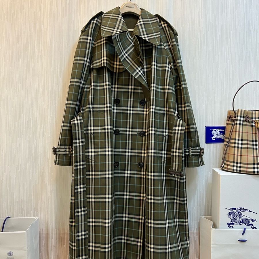 英國Burberry 男款橄欖綠雙穿長風衣50-4