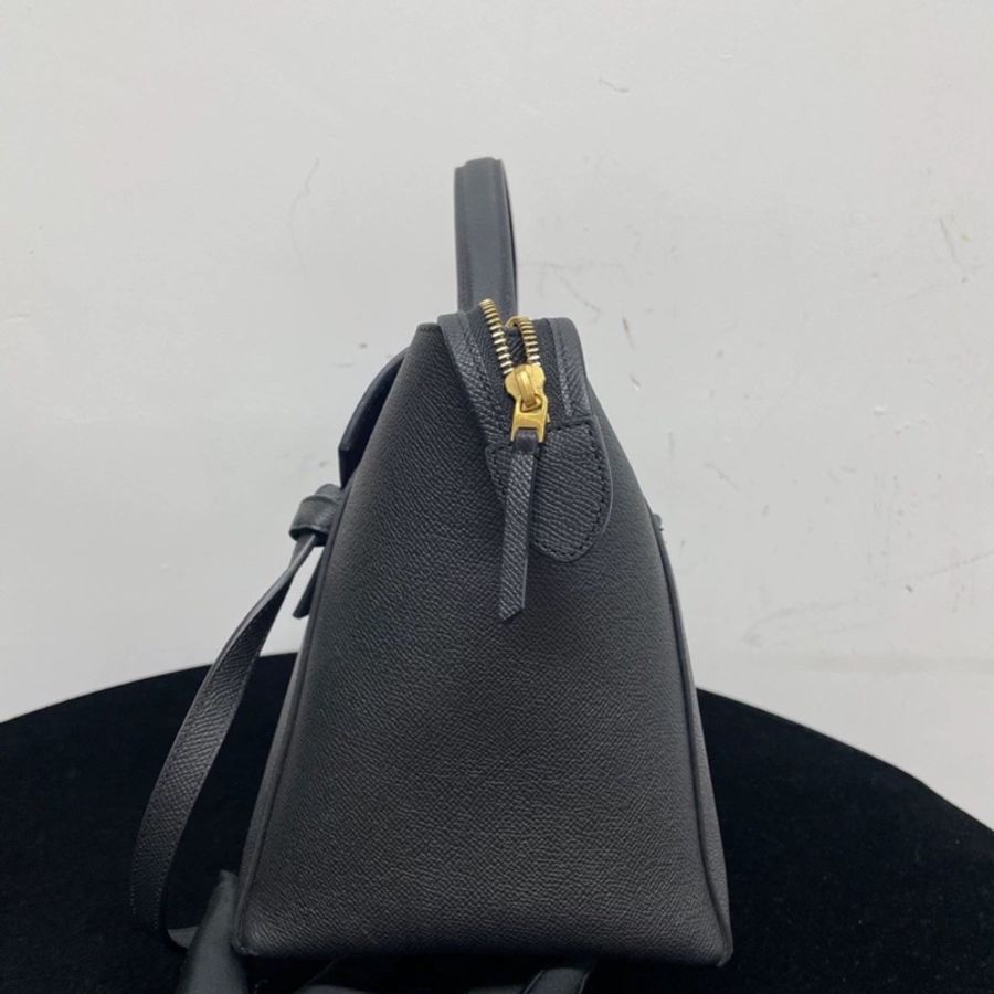 實用百搭款🌟Celine belt micro灰色鯰魚包單肩斜挎包-10