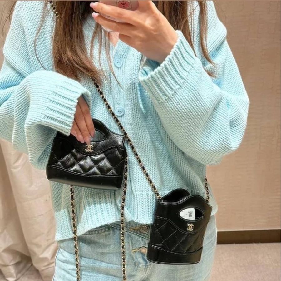 CHANEL 香奈兒 31 bag mini 黑牛皮 金釦 經典款 斜背包 肩背包 手提包 小廢包 廢包 口紅包-7