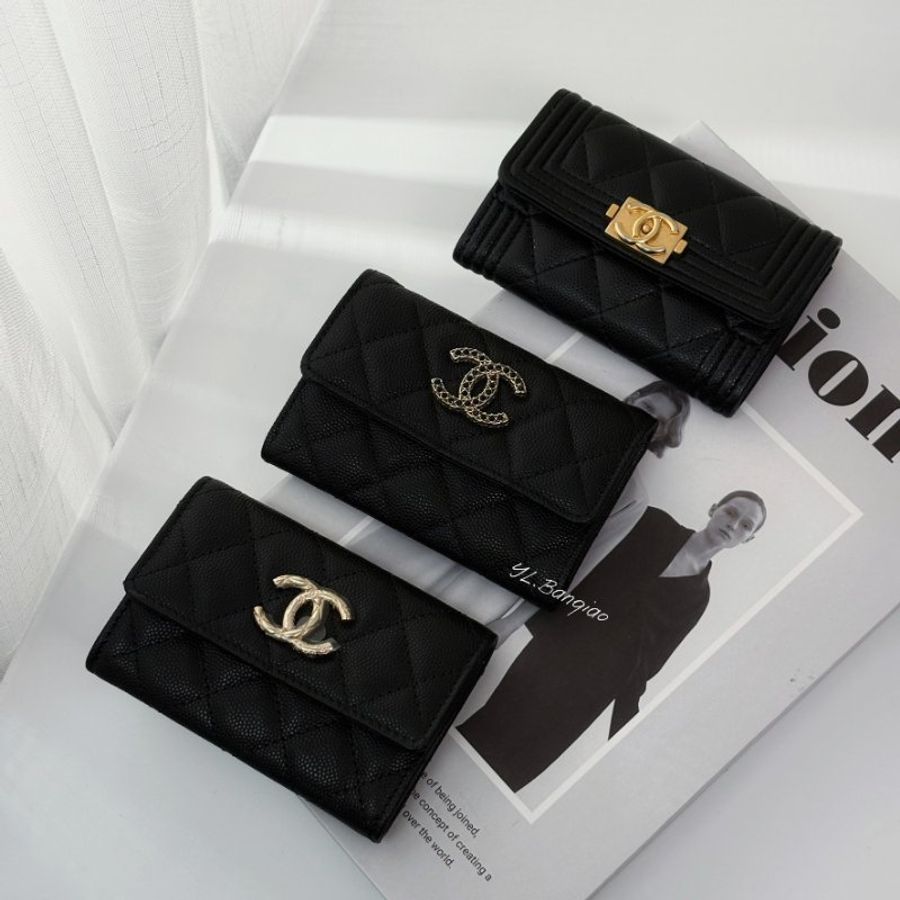 Chanel 黑荔枝皮金釦BOY下蓋卡A80603-0