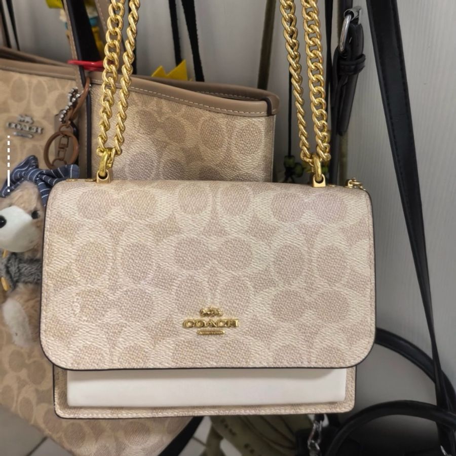 Coach-1