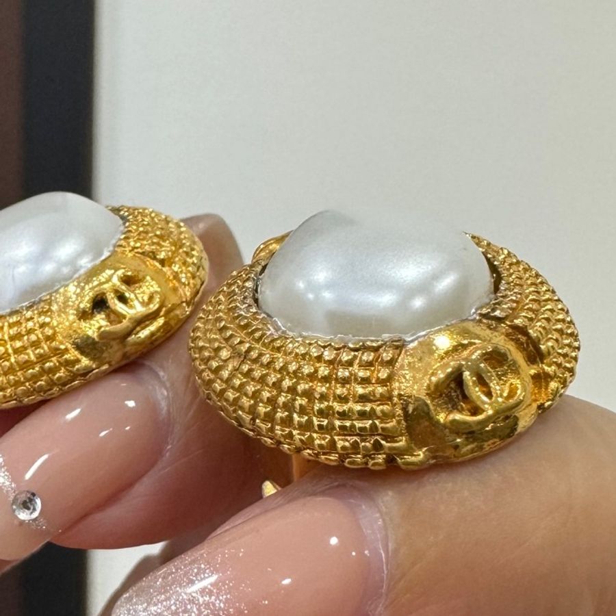 Chanel 香奈兒 vintage 珍珠 金釦 耳環 耳夾 耳飾 夾式耳環-9