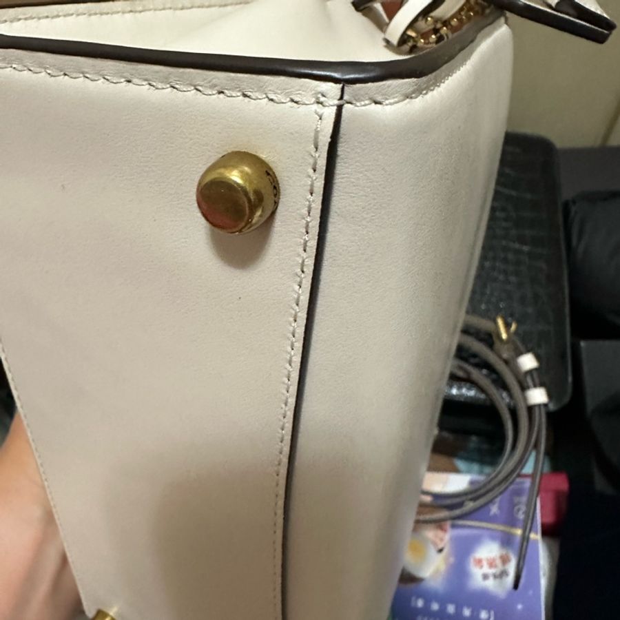 COACH 蔻馳SAMMY 21 頂部提把手袋-B4/粉筆白色(CJ812)-15